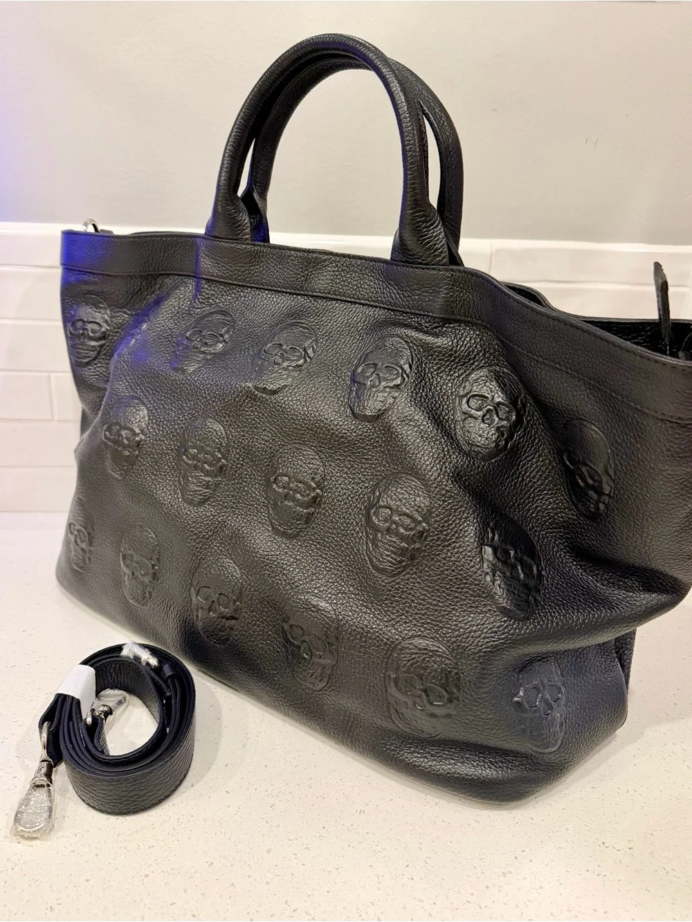 IO PELLE Large Multi-Skull Bag!
